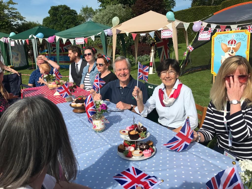 PortsmouthDSA's tweet photo. Our #PlatinumJubilee celebrations were a huge success yesterday. Thank you to the local #community of #Froxfield for their invaluable support yesterday, &amp; the wonderful Jenny for hosting! @KateAll93572449 @percussionplays @TheTrooperInn @callen620918 @kenross2011 @rachaelross21 https://t.co/CfTaTmAWjW