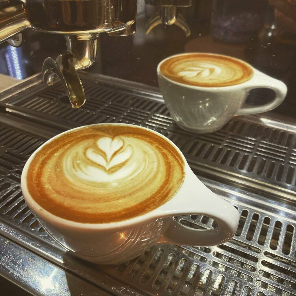 12inchCofFee's tweet photo. Wir sind zurück…
Täglich 9:00 bis 13:00 und 15:00 bis 17:00 Uhr
…und freuen uns auf euren Besuch!😃 https://t.co/ELEaxnqxds https://t.co/WaahdV6O4X