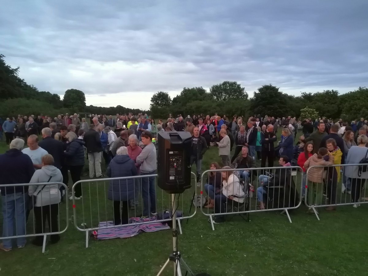 Such a great evening at Sherborne Beacon Lighting Ceremony. One thing we all agree on is how professionally <a href="/EventsCrewUK/">Events Crew</a> handled everything.
Thank you. 
<a href="/SherborneCOT/">Sherborne Chamber</a> <a href="/SherborneTownCl/">Sherborne Town Council</a> <a href="/Abbey_104/">Abbey104</a>