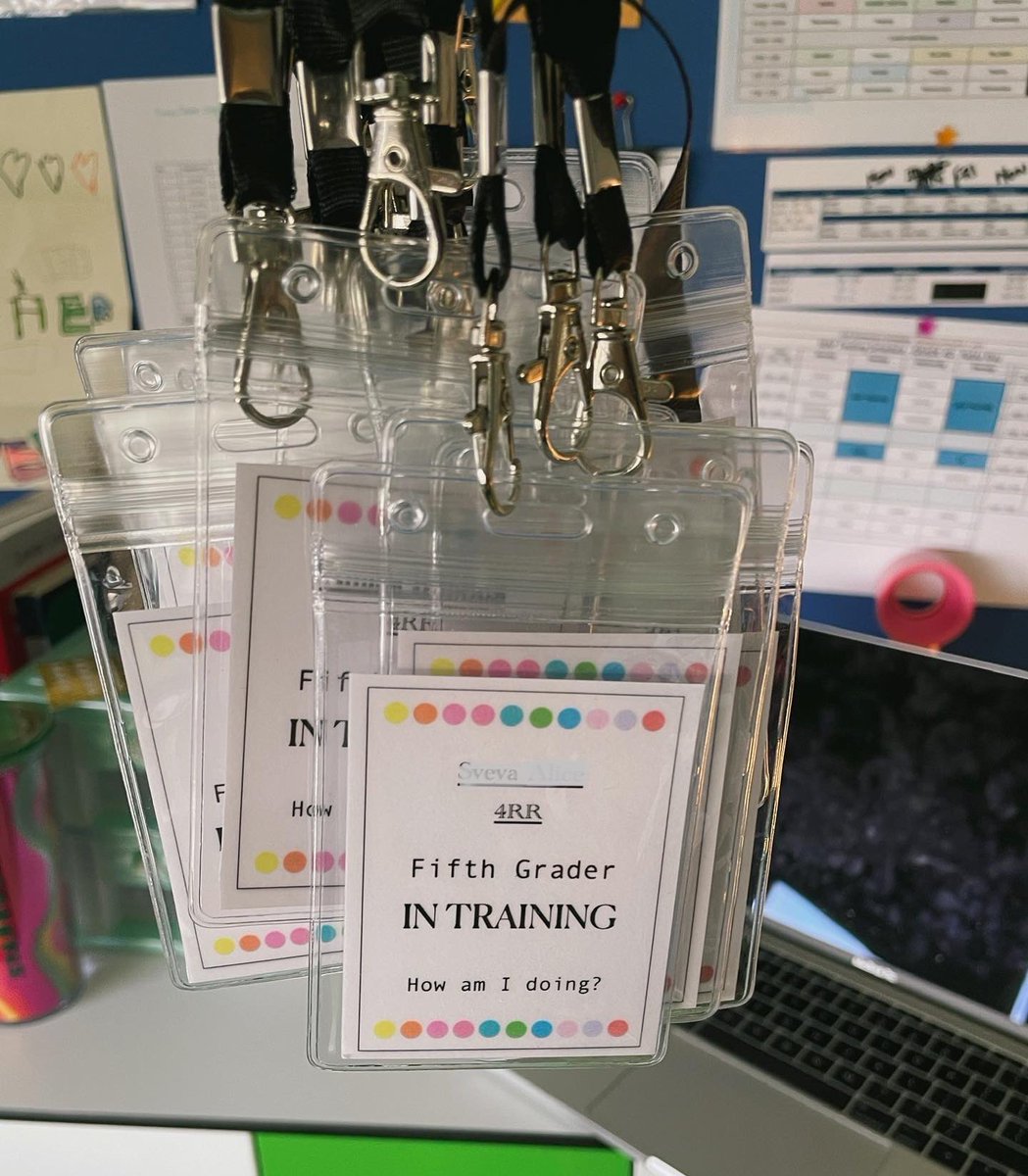 msriaz_'s tweet photo. ✨Responsibility Badges✨ 

Now that we are only a month away from the end of gr4, we’ve been having conversations about gr5 being the last stage of elementary &amp; how my kiddos will be role models for all the other students next year.

Check it out: https://t.co/DTbMRUiY7f https://t.co/3Eyjvy6Eh7