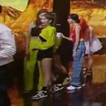yyujinationn's tweet photo. YURI AND LE SSERAFIM 😭😭😭 https://t.co/y5cZCMCRVc