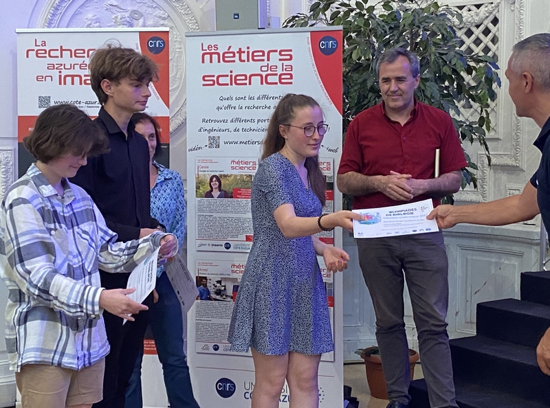 rucherCIV tweet media