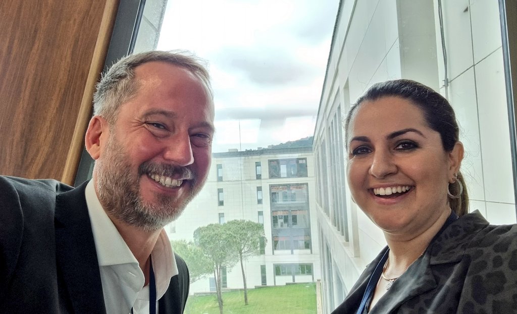 huettemann's tweet photo. Merhaba Zeynephan 👋 perfect place to meet first the new 🇪🇺 president @TurkeyEU at 🇹🇷 🇩🇪 University @tauedutrde
İyi bir işbirliğine! #turkeyEU https://t.co/0BDfq90UGA