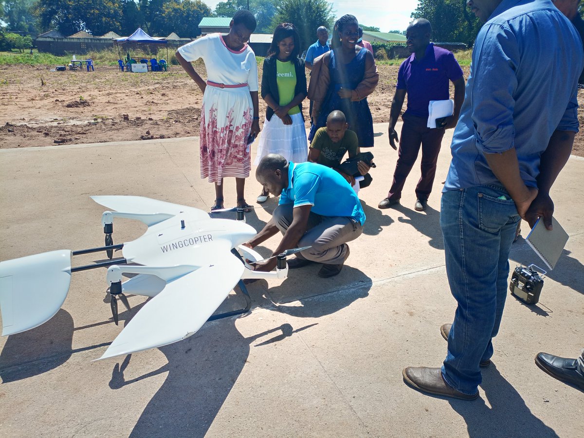 Wingcopter's tweet photo. Exciting updates from our #Malawi operations:
1) We just hit our 1,000th drone delivery, transporting thousands of medicines, vaccines, and lab samples! 
2) We have launched our third Wingport, serving 8 hard-to-reach #health centers in the Salima District.
#drones4good #SDG https://t.co/SrObpCZRE2