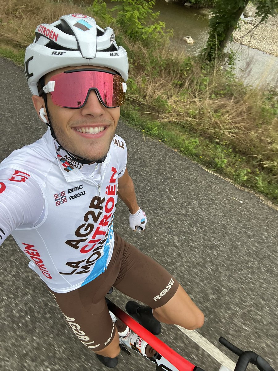 Promis je vais dire bonjour 👋