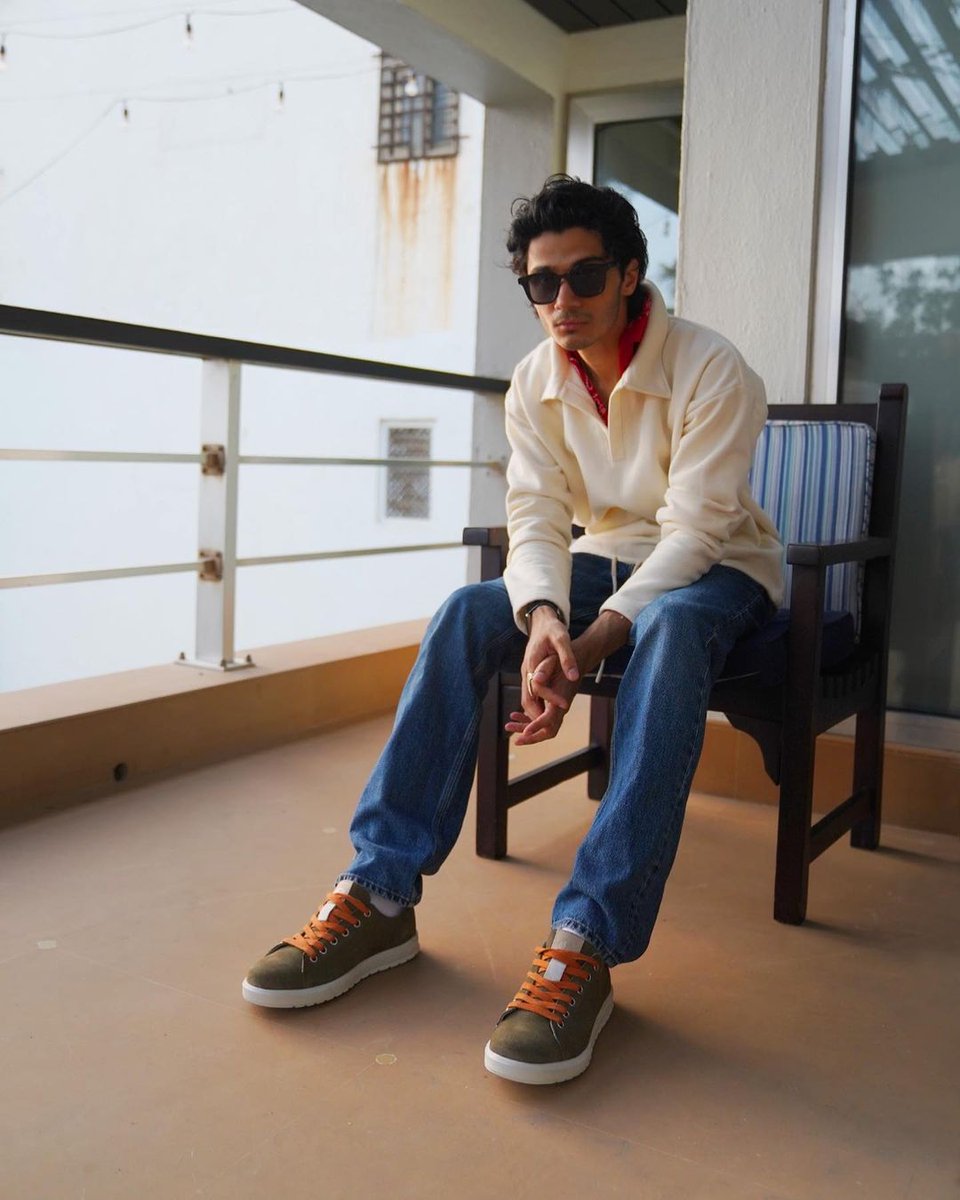 Who better to bring on the swag than Usaamah. And he's killing it in these Mochi shoes.
#MochiShoes #MakersOfAwesome #MochiCreators #StayAwesome