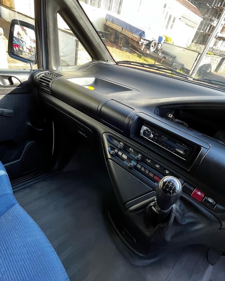 _andyvalentine's tweet photo. Spent yesterday repainting the interior dash of the van. Out with the crappy unclean two-tone grey, in with black and a touch of chrome. #justgoththings https://t.co/s1GDAMMEit