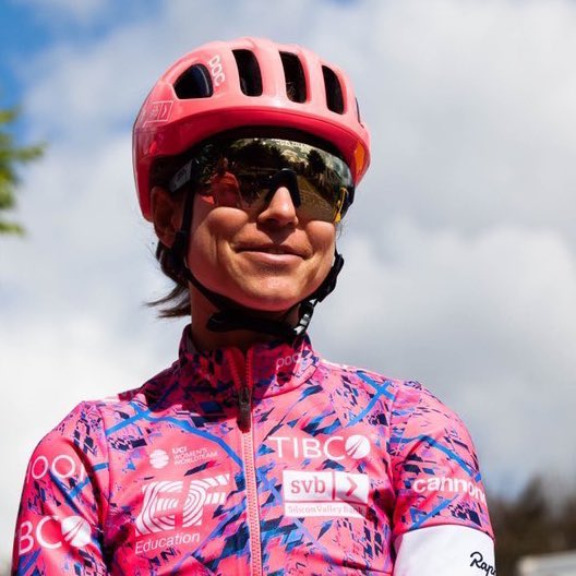 One of my friends in 🇺🇸 messaged me: “You look happy. I hope that's reality.”

Not every minute and not every day. But, yes, I am happy. And, more so, I am  #happytobehappy 

Thanks <a href="/MOC_PHOTOGRAPHY/">Matt O’Connor</a> for capturing me just as I am.