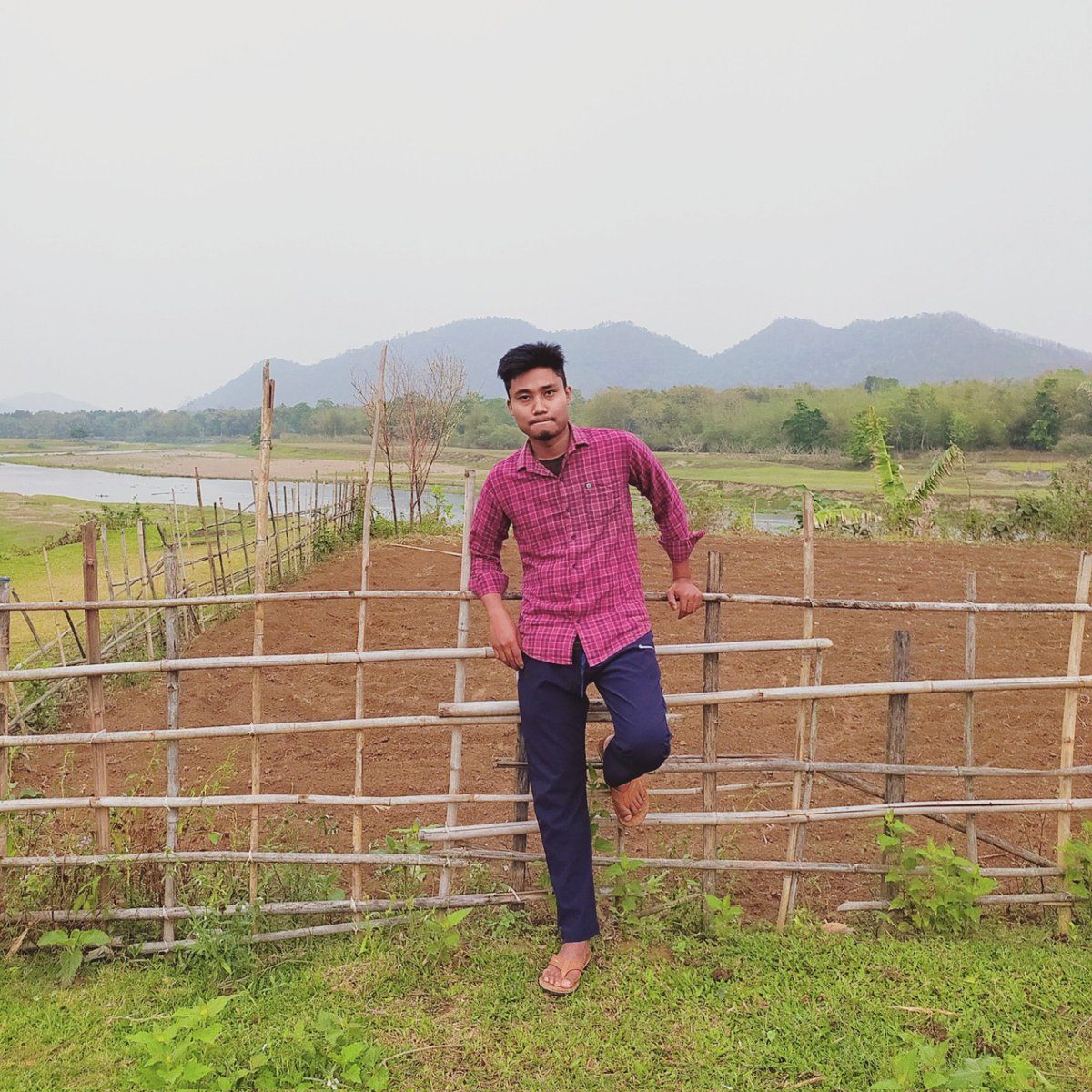 Pranjitray12's tweet photo. #NewProfilePic https://t.co/MVZkTES8dm