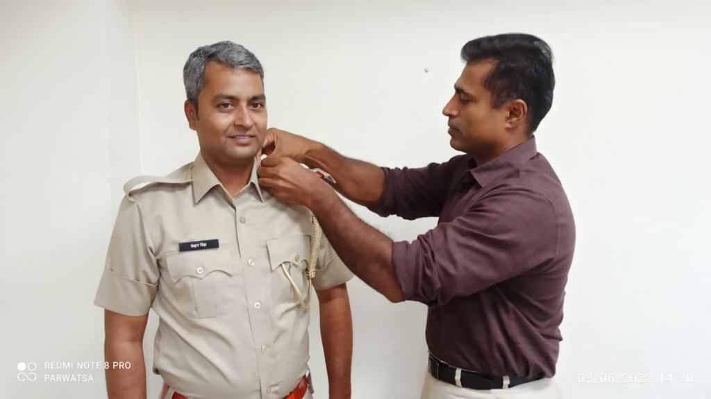 DineshMNIPS1's tweet photo. Congratulations to Kesar Singh on his promotion as Assistant Sub Inspector in ACB Rajasthan. https://t.co/3yikTkfcBw
