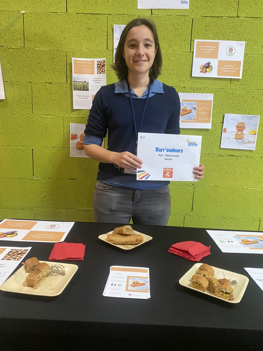 EnactusFrance's tweet photo. Avec le #Bar’oudeur sensibilisez-vous à la lutte contre le gaspillage alimentaire et à la transformation des fruits et « légumes moches » !#enactusfestival #leplaisirdagir #productionresponsable #consommationresponsable https://t.co/dDw5zYf2ew