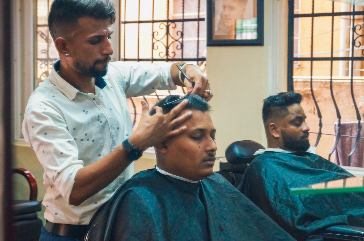 Headmastersug's tweet image. Sit calm and relax. we're in good control of you!