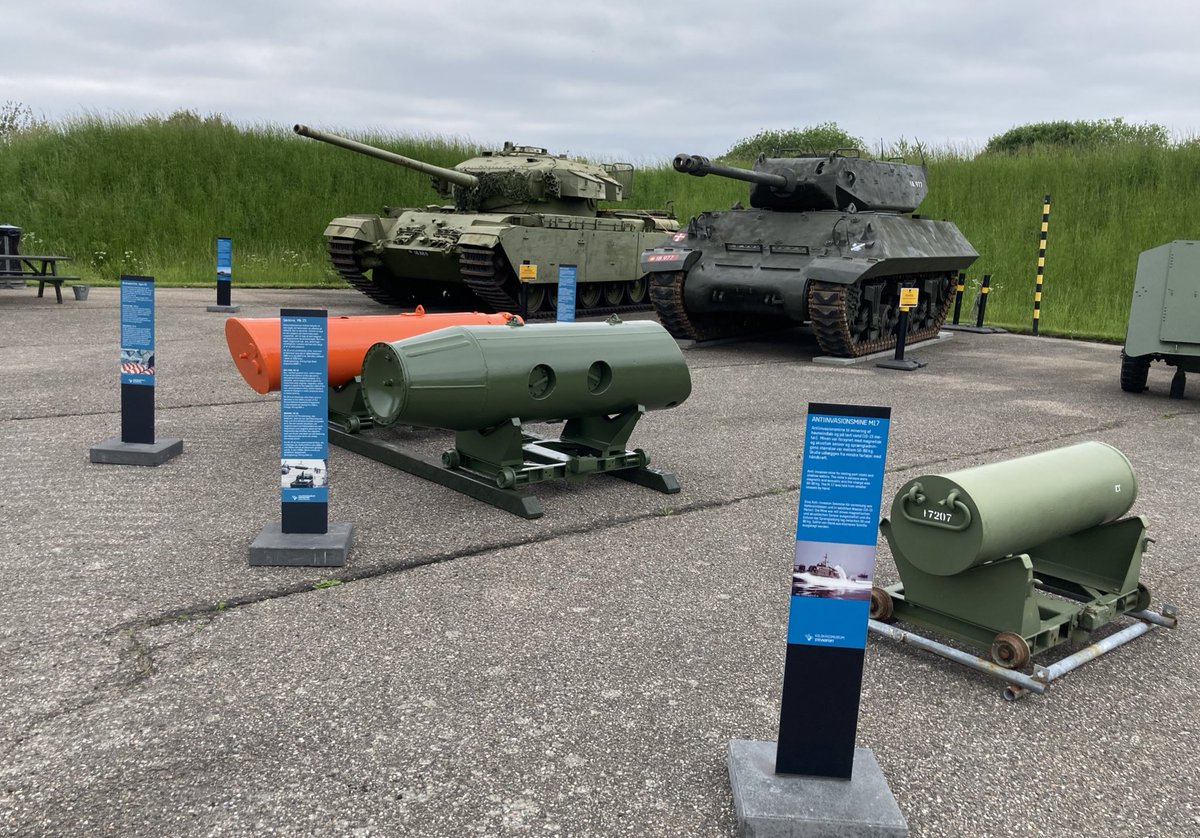 Stevnsfort's tweet photo. Hvad du skal i Pinsen? Du skal da se vores ny udstilling ‘Hvis krigen var kommet’ hvor vi udstiller lidt af det isenkram Danmark ville forsvare sig med i tilfælde af en invasion fra Warszawapagten! https://t.co/aEiYNitCfF