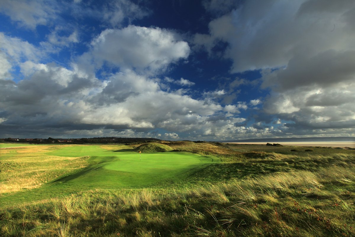 yourgolftravel's tweet photo. If you could bring 3 golf mates on this ROYAL GOLF TOUR who would you take? ⛳

✅1 round at Royal Birkdale Golf Club
✅1 round at Royal Liverpool Golf Club
✅1 round at Royal Lytham &amp; St Annes Golf Club

More packages including Royal Birkdale: https://t.co/ear3Q2UAYv

#royalgolf https://t.co/fTlCam3ldd