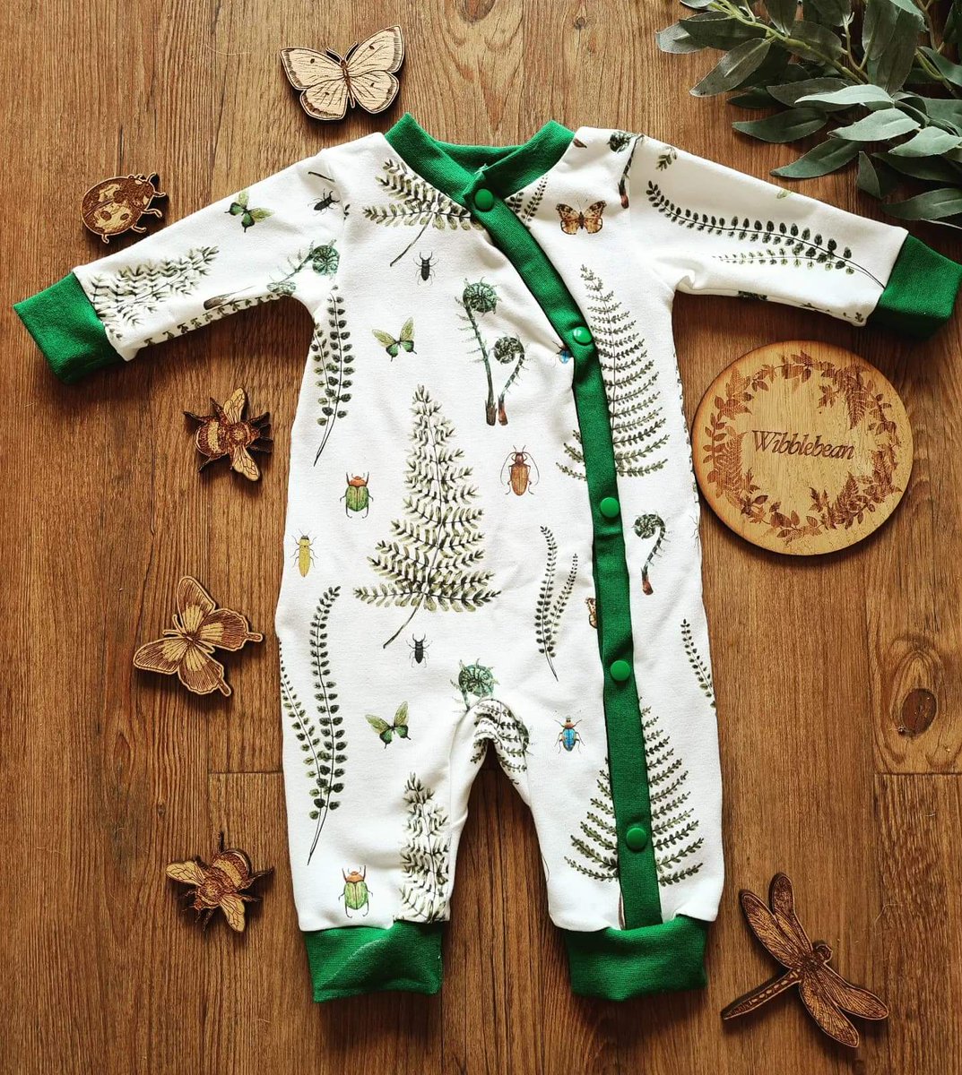 CharlieMyrmRose's tweet photo. My sister is doing another run of her insect fabrics. She makes clothing for babies toddlers and sometimes adult clothing. Be great is you guys could give her a look 😁https://t.co/pb7oc0LHQo https://t.co/peYUkL5uEO