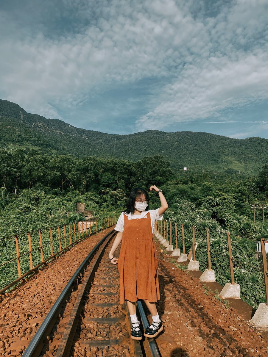 MinHy_00's tweet photo. Nhất định sẽ có người yêu em, yêu bằng một tình yêu nồng nhiệt, khiến em biết em xứng đáng được yêu, xứng đáng với tất cả những điều tốt đẹp nhất trên thế gian này.

- https://t.co/bcERj2Z0PW