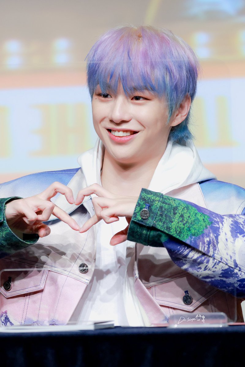 departure_niel tweet picture