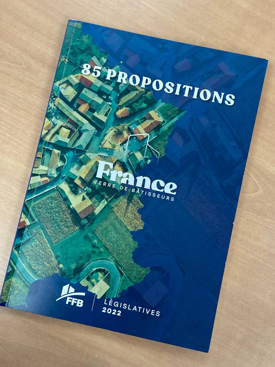 AbbaAvecVous's tweet photo. Un grand merci à la #FFB52 pour ces échanges constructifs autour des 85 propositions des professionnels du bâtiment pour faire face aux défis à l'oeuvre : approvisionnement, hausse des coûts des matériaux et de l'énergie, problèmes de recrutement...
#BTP @FFBatiment https://t.co/bZNMRDYXLh