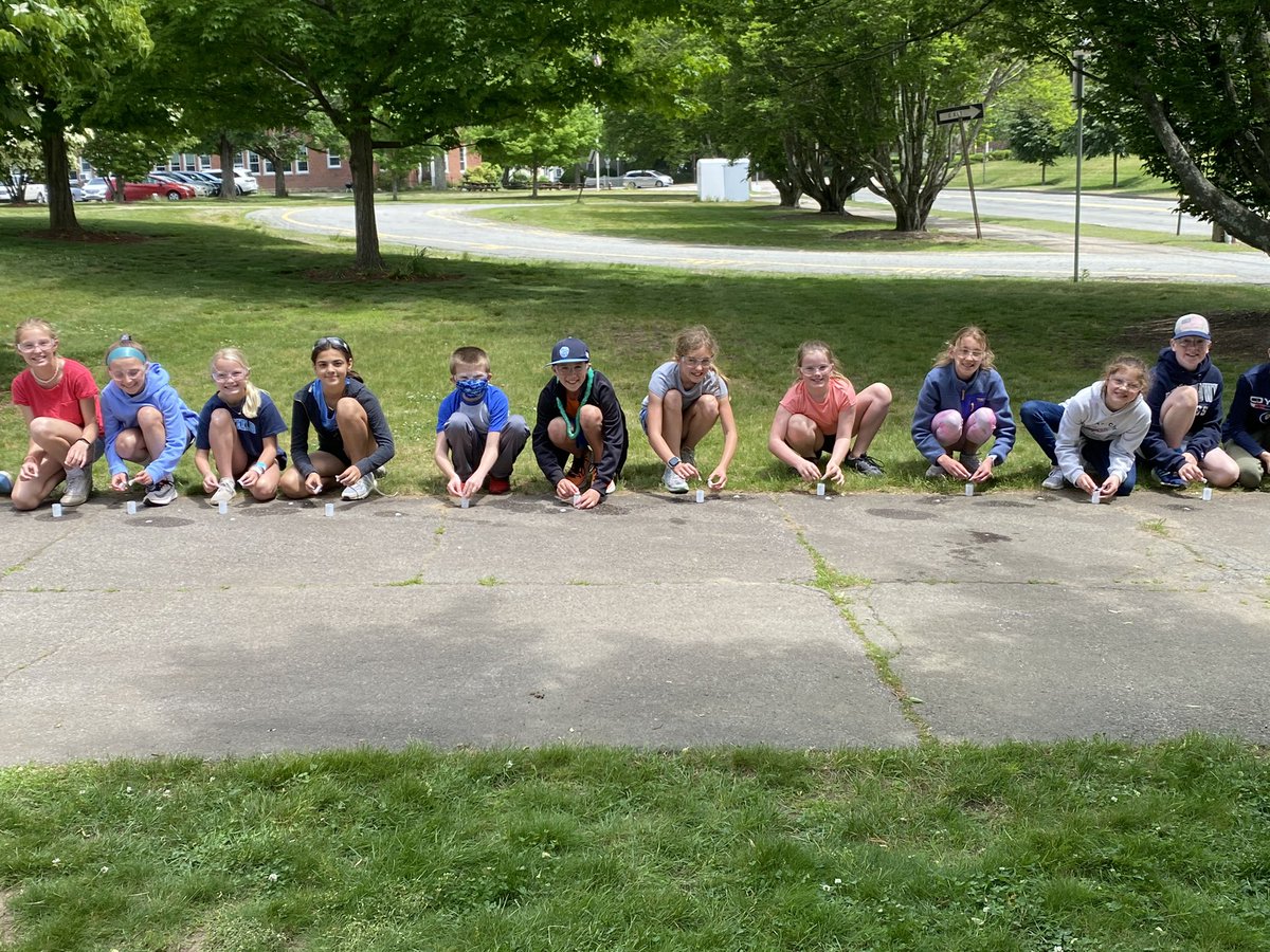 Ms_Johnsonrm20's tweet photo. Favorite science lesson of the year! Rockets 🚀 https://t.co/1BorKaLkfU