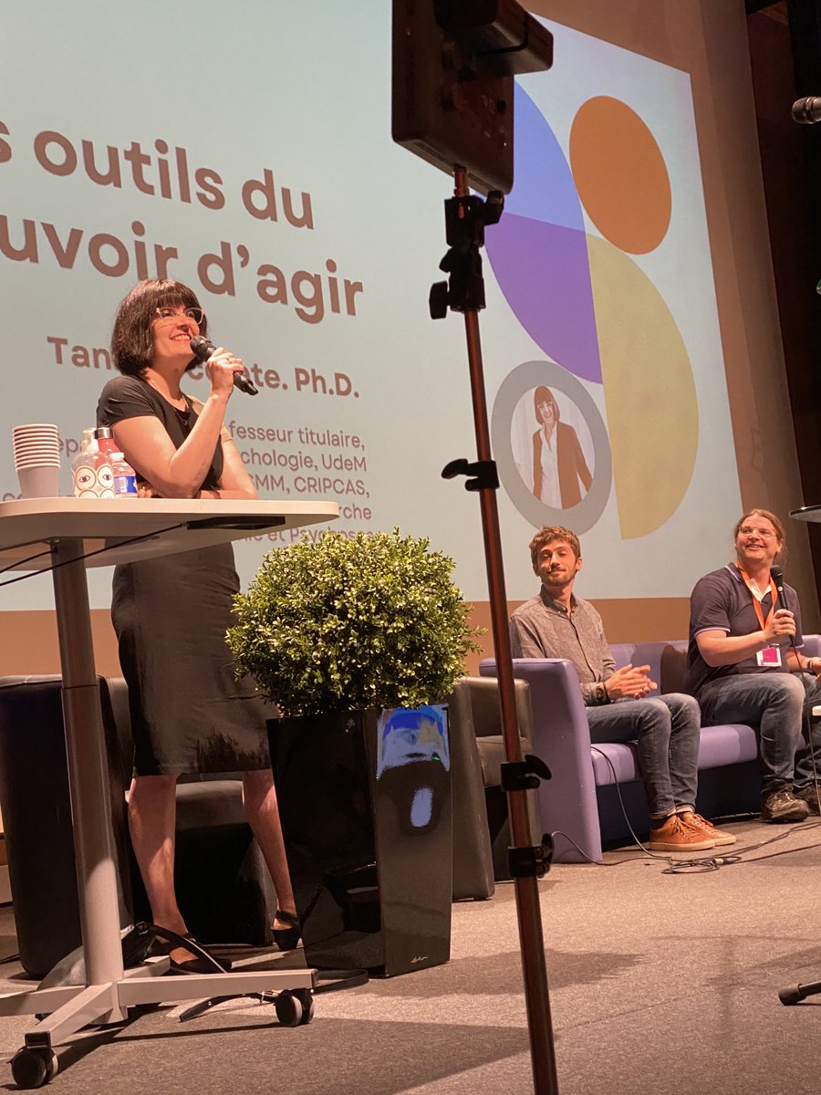 11ème congrès de Réh@b à Angers. « A la conquête du pouvoir d’agir », des interventions porteuses d’espoir des personnes concernées, professionnels et chercheurs sur les pratiques orientées rétablissement. Nos regards et nos pratiques peuvent continuer à évoluer !