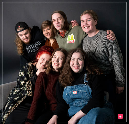 Hei sinä siellä! ✌️ Jäikö opiskelupaikka saamatta tai suunnitteletko vielä syksylle opintoja? Vielä ehdit hakea mukaan taide-, peli, matkailu-, viher- tai ravintola-alalle! 
Tavoittele unelmaa ja toteuta se meillä - hae nyt: ahlmanedu.fi/hae-opiskelema…
#opiskelu #ahlmanedu #kesähaku