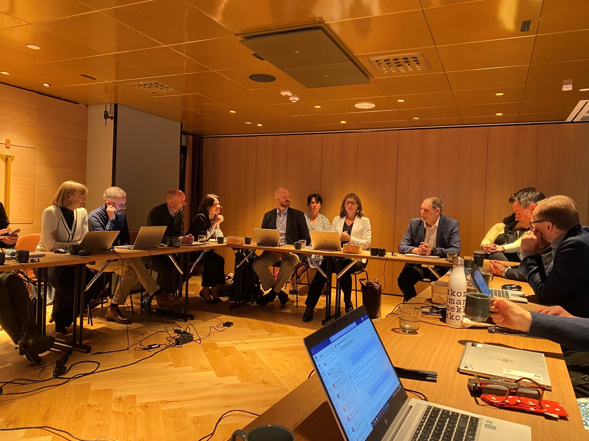 This week <a href="/TaxFinland/">TaxFinland</a> had a great pleasure to host the top management of @Skattenmin from Norway. We had interesting discussions comparing our strategies and visions for future. Our goals are very much alike and we both utilize Tax Administration 3.0 -report by <a href="/OECDtax/">OECD Tax</a>.