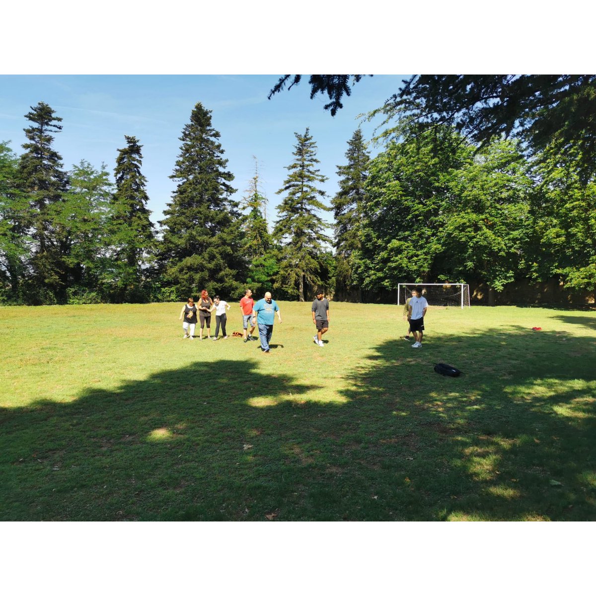 Institutdegurb's tweet photo. Compartim experiències és el 4t projecte del BRICS social i artístic de 4t d'ESO. Dimarts es van dur a terme les activitats que l'alumnat ha  preparat per a un grup de gent usuària de Sant Tomàs. Gràcies @SantTomas_ per l'acollida rebuda.
#programaRCS #projectesRCS https://t.co/6Psbvivazj
