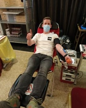 Giveblood_ie's tweet photo. Well done and many thanks to Richard McCarty on his first donation in our Galway clinic this week. We hope it will be the first of many Richard #giveblood #WeCountOnYou #1timer https://t.co/xSSCa3ZdwY