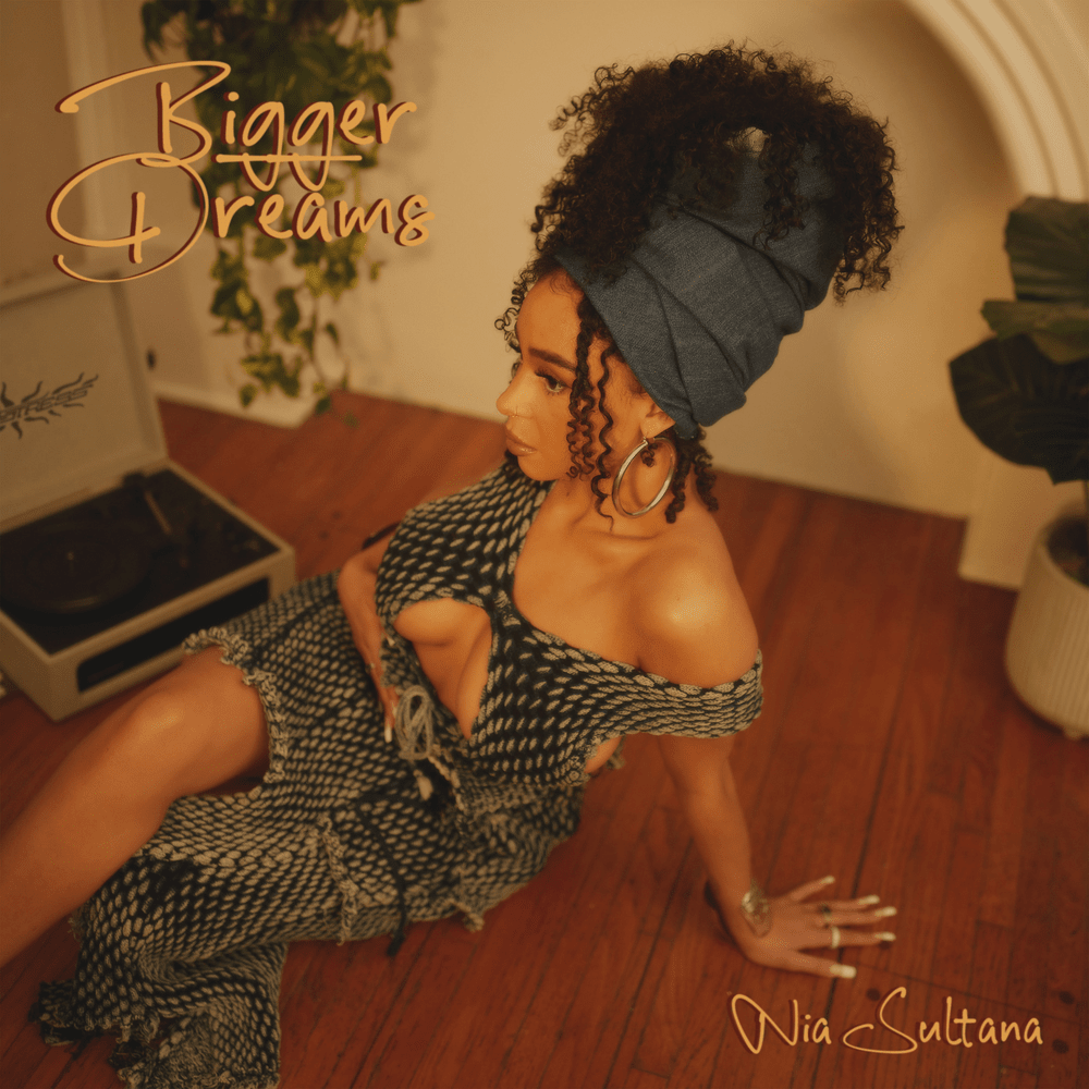 Vibe out to Nia Sultana soulful debut EP "Bigger Dreams" ft. Rick Ross and Che Ecru.

bit.ly/3Nk6s1s