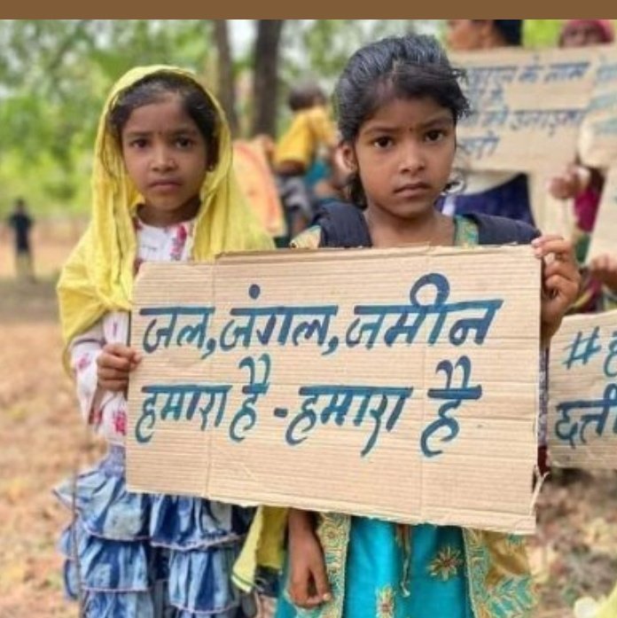 RahulBhil68's tweet photo. जल जंगल जमीन हमारा है - हमारा है
#WeStandWithHasdeo
#SaveHasdeo https://t.co/fAmW4IUqdo