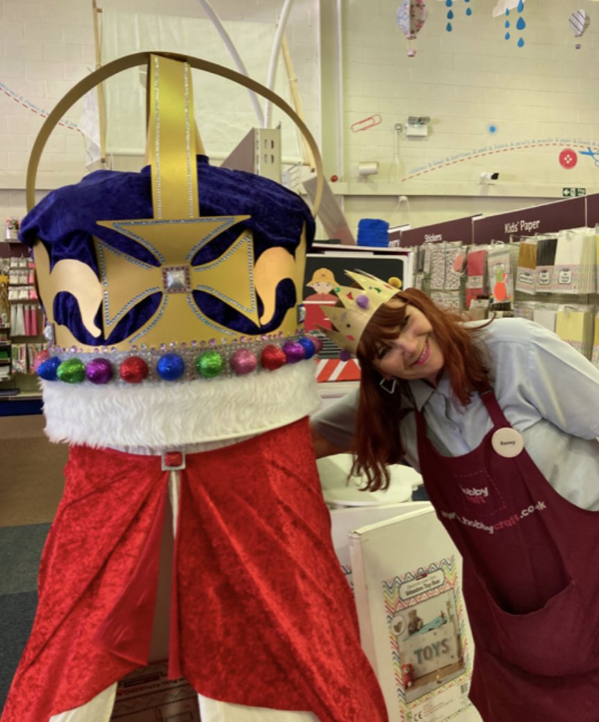 ShopFloorEngage's tweet photo. Happy Jubilee Weekend!🇬🇧

We've seen so many great posts from @hobbycraft colleagues over the past couple of months and we've shared some of our favourites from our #ShopFloorHeroes 👑

Click the link to see more

https://t.co/w3Go0RMn18 https://t.co/y4R7VB9lyR