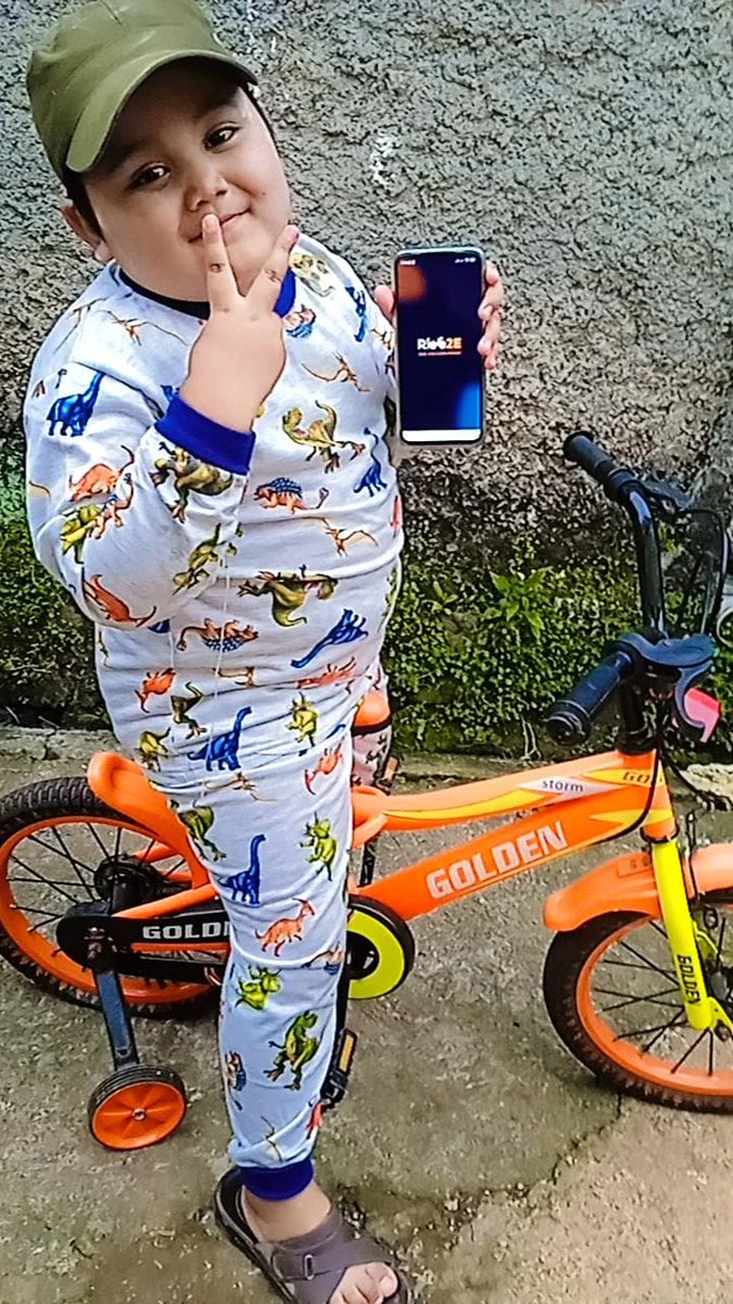 Cosmonauts (❖,❖) tweet media