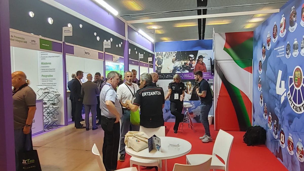 Impulse_EU's tweet photo. It is always nice to participate in events such as the #SecurityForum22 where our colleagues from @ertzaintzaEJGV had the chance to introduce IMPULSE to other #LawEnforcementAgencies and visitors. #eID #PublicServices #H2020 https://t.co/OB8pJIkQEL