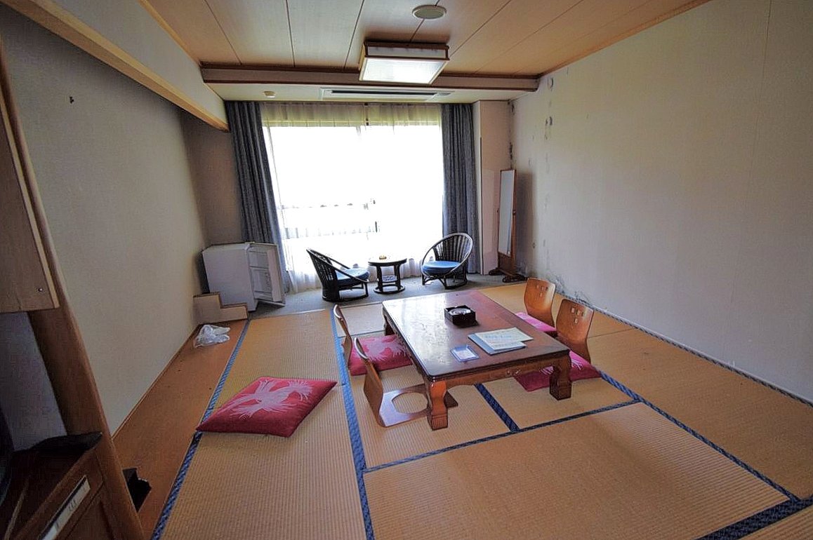 ⁴⁴鵺  tweet media