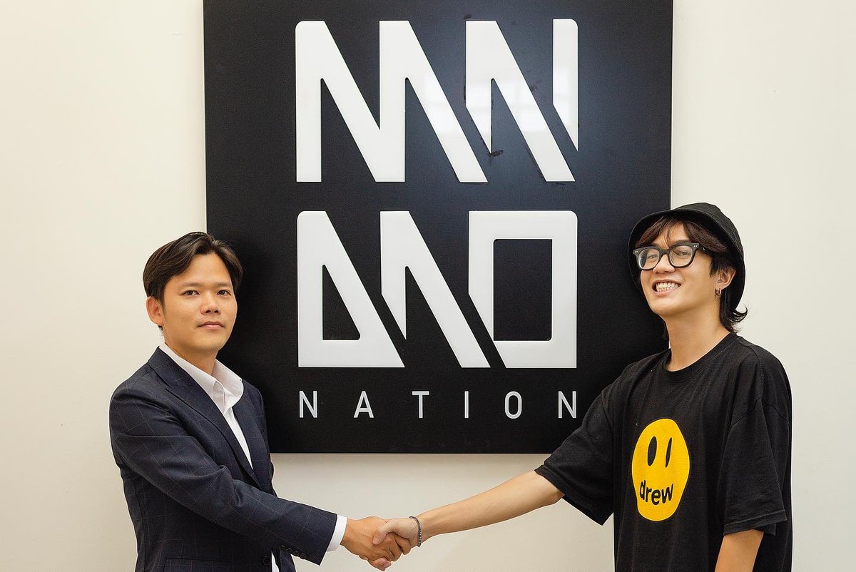 <a href="/BambooArtists/">Bamboo Artists Agency</a> Agency is honored to sign agreement with MaiĐào Nation to represent Artist, Music Producer, DJ onionn. <a href="/therealonionn/">Onionn.</a> 
#BambooArtistsAgency #MaiDaoNation #Onionn #Chau_nyc