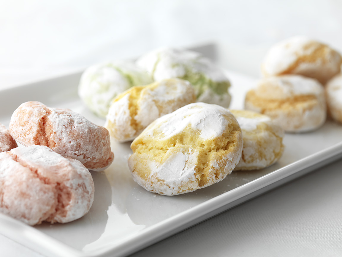 Weekend Forecast looks sweet! 
Have you tried our amaretti? Lemon, Lime, Orange, Raspberry or Espresso!

#amaretti #almond #almondmacaroons #Italiancookies #cookies #tgif #sweetnessmatters