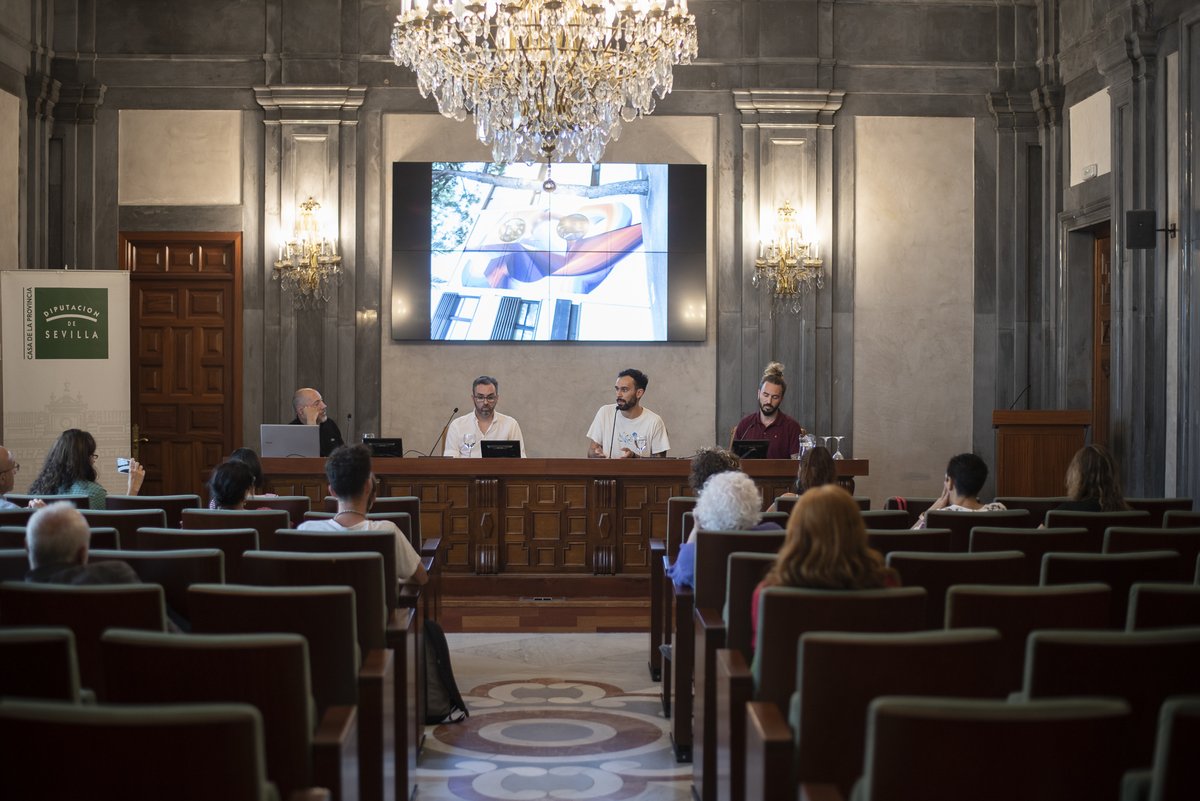 Os dejamos aquí las fotografías de #SergioFlores de la tercera mesa redonda de #ARTSevilla22, moderada por #AlejandroRojas de <a href="/labsevilla/">Lab</a>, donde participaron 
<a href="/nachetz/">nachetz</a>, #MRDrili y #SotaPérez ¡La tenéis al completo en nuestro canal <a href="/ArtSevilla/">ARTSevilla</a> de #YouTube!