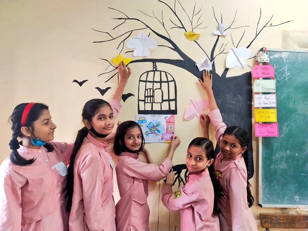 rohit_upadhyaya's tweet photo. Aimed at bridging the pandemic-induced learning gap in students, #MissionBuniyaad in its current avatar has turned learning into fun &amp; play while strengthening foundational Learning.

@Dir_Education GGSSS Jasola Village
#DelhiGovtSchools #SummerCamp https://t.co/zqKdLidnHu