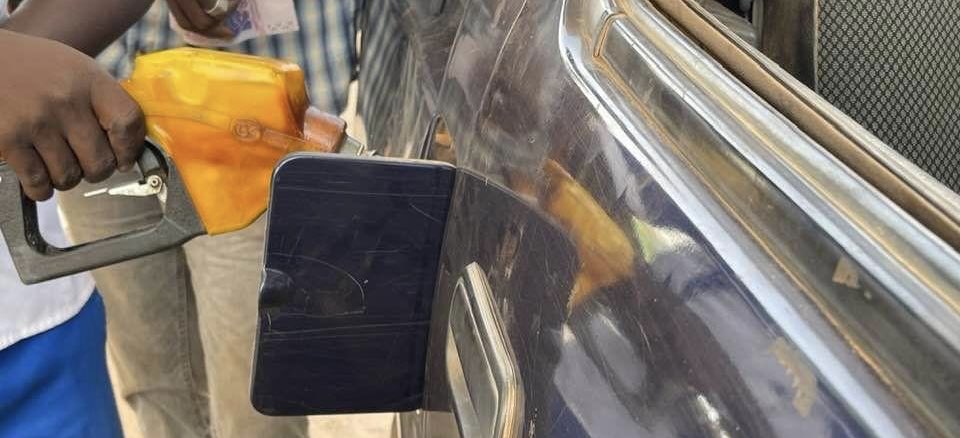 babromain's tweet photo. Absence de gasoil dans plusieurs stations de la capitale Ouagadougou ce jour 3/06 https://t.co/BeOpGt37TM