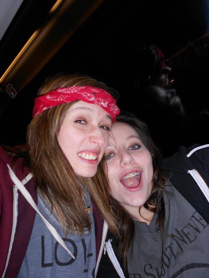 Ambi_Bambi1234's tweet photo. 10 years of sin! 10 years on still besties still loving @youmeatsix @joshmeatsix #10yearsofsin #sixerforlife https://t.co/vV6GPzxO4N