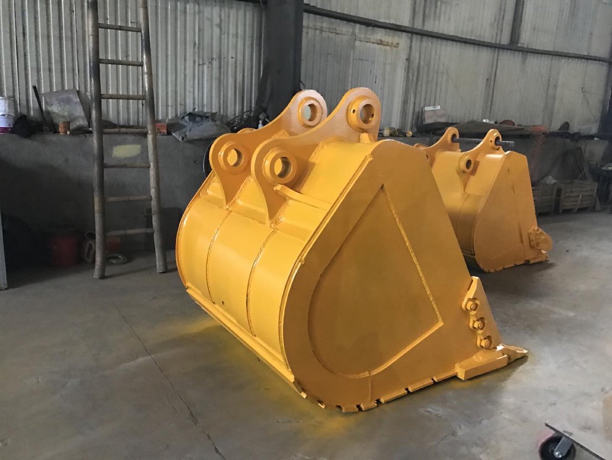 koharu339's tweet photo. CAT345D バケット 耐耗型
容量:2.26m³
側板/歯板厚み:NM400鋼板
材質:NM400鋼板
重量:2660KG/個
#バケット #建機バケット #建機修理 #重機 #土建業 #土木 #解体 #解体工事 #CAT345 #cat #バケット補強 #重機修理 #重機部品 https://t.co/Bk9tgZ4bER