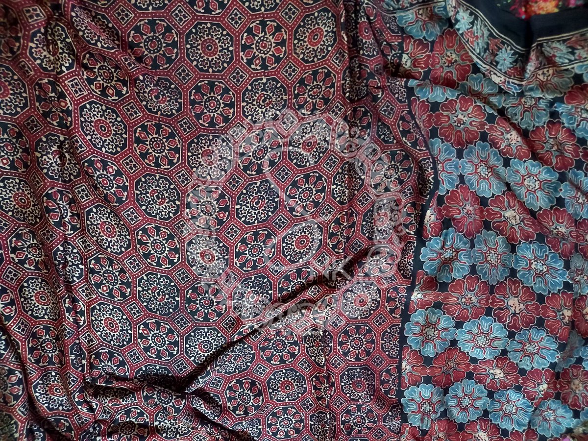 SBS88484229's tweet photo. 🌟🌟Ajrakh on Pure Modal Silk💙💙 

Price - Rs 3600/-🌟🌟

📌 To place order ~ please WhatsApp @ 8617799715

Free shipping across India

#studionakshikantha
#Ajrakh 
https://t.co/LAeEp0kLrT https://t.co/kokJoEuDNM