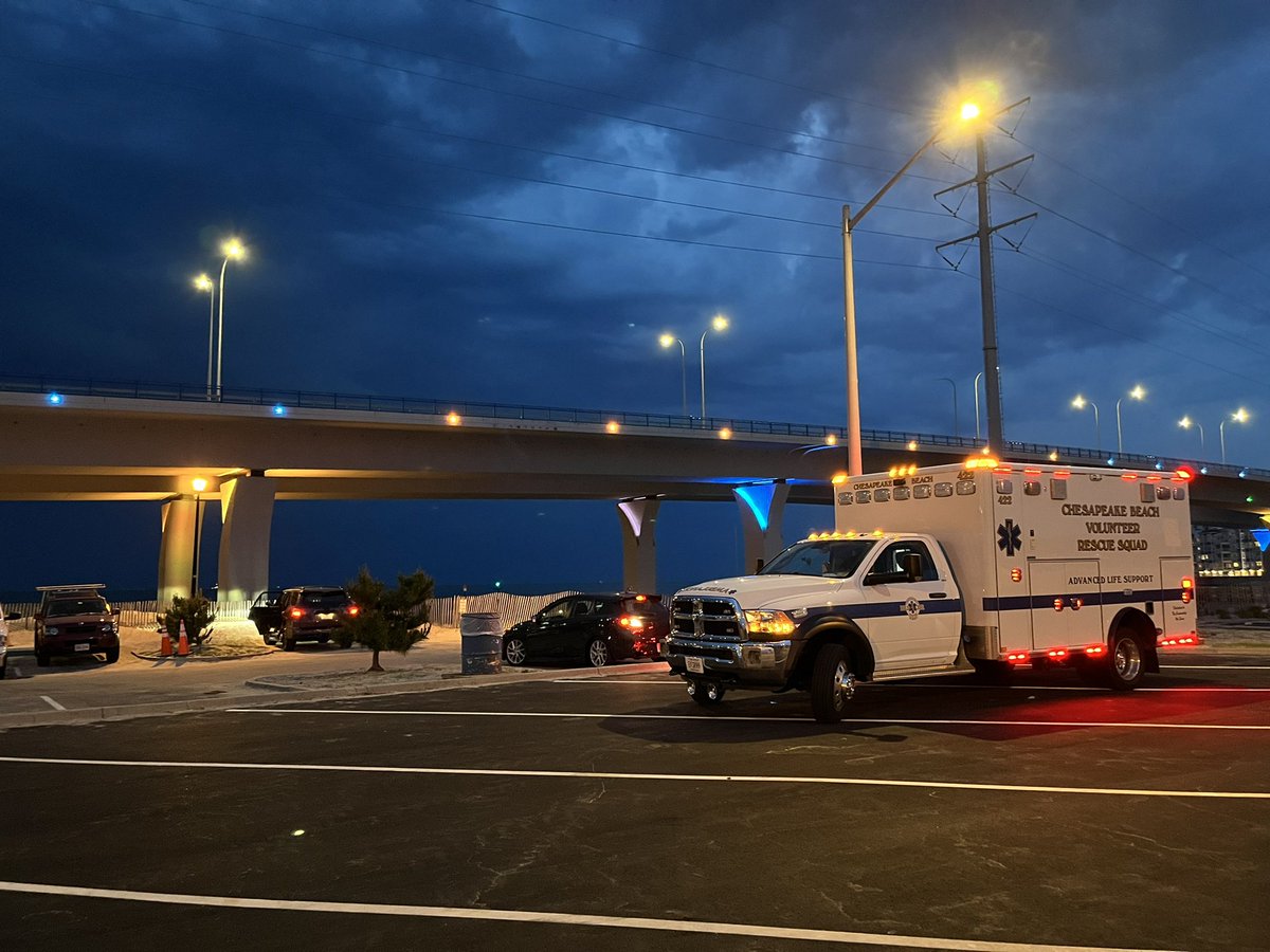 CBVRS4's tweet photo. Last night’s crew headed out to watch the storm come in at the #LesnerBridge in #VaBeach. Summer storms are becoming more frequent - learn how you can prepare: https://t.co/XJx9VtldUs https://t.co/lUeVjRjhOW