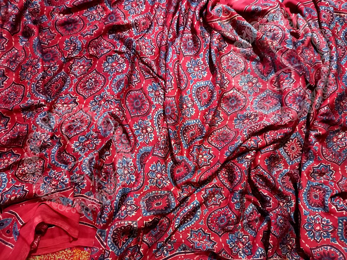 SBS88484229's tweet photo. 🌟🌟Ajrakh on Pure Modal Silk💙💙 

Price - Rs 3600/-🌟🌟

📌 To place order ~ please WhatsApp @ 8617799715

Free shipping across India

#studionakshikantha
https://t.co/LAeEp0kLrT https://t.co/E5CpwUHWCv