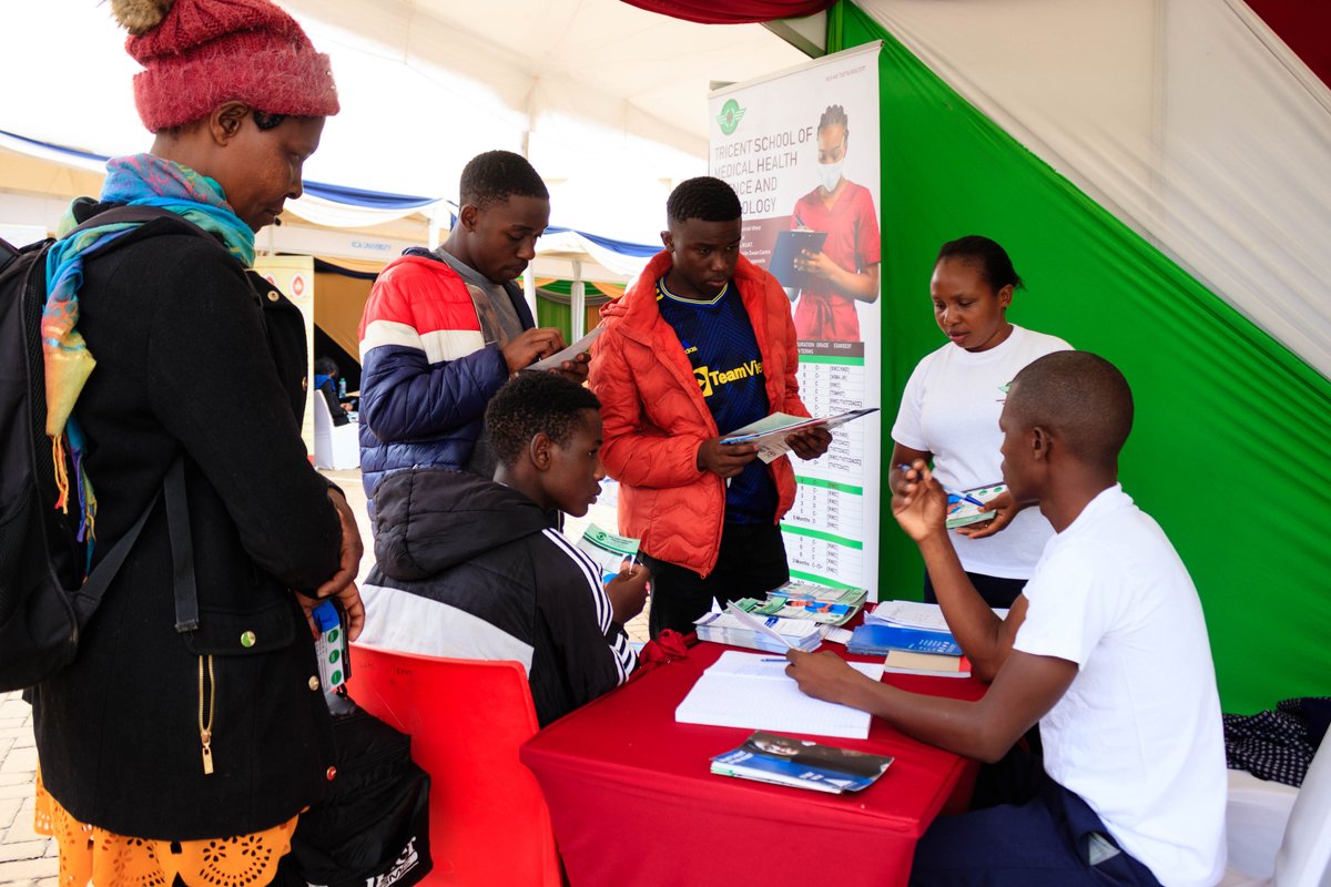 Meet some of our  team members. 
We applaud them for doing an incredibly good job everyday.

''Our business is people-capability first; then you satisfy customers; then you make money.”

#Tricentcollege
#Staffappreciationpost
#careerfair