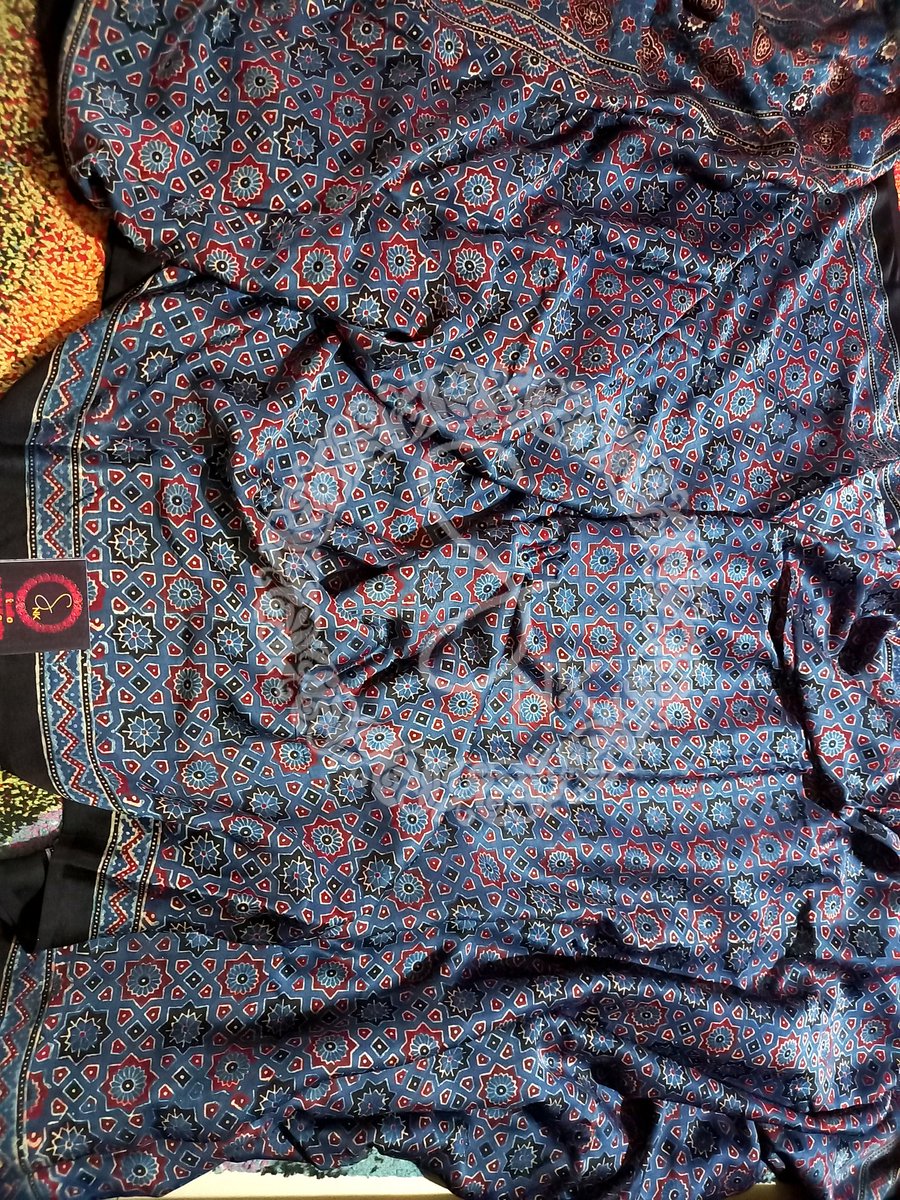 SBS88484229's tweet photo. 🌟🌟Ajrakh on Pure Modal Silk💙💙 

Price - Rs 3600/-🌟🌟

📌 To place order ~ please WhatsApp @ 8617799715

Free shipping across India

#studionakshikantha
https://t.co/LAeEp0kLrT https://t.co/4BsVtCshdY