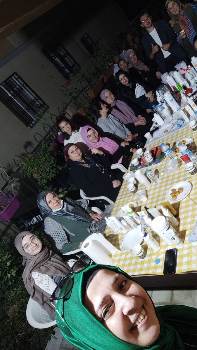 İstanbul Güzelyalı Ev tanıtımınız yoğun ilgi ile harikaydı  👏👏👏👏
Değerli Genç Liderim Bilal Gökçe Öncü liderim Arife Gökçe hanıma  ve ev sahibi olan Öncü adayım Hatice hanıma çok teşekkür ediyorum  ❤