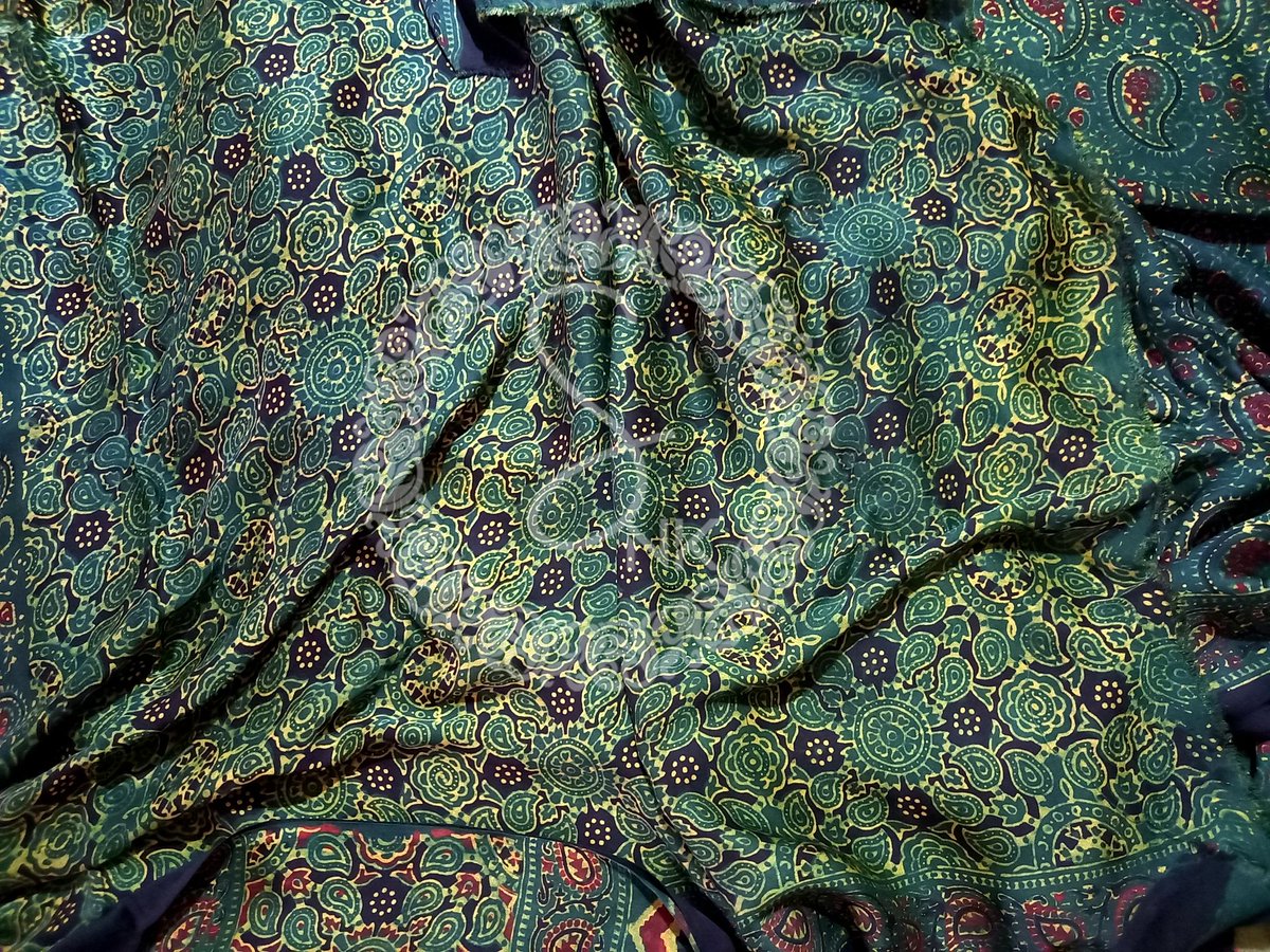 SBS88484229's tweet photo. 🌟🌟Ajrakh on Pure Modal Silk💙💙 

Price - Rs 3600/-🌟🌟

📌 To place order ~ please WhatsApp @ 8617799715

Free shipping across India

#studionakshikantha
#Ajrakh 
https://t.co/LAeEp0kLrT https://t.co/ITBan3W5Z2