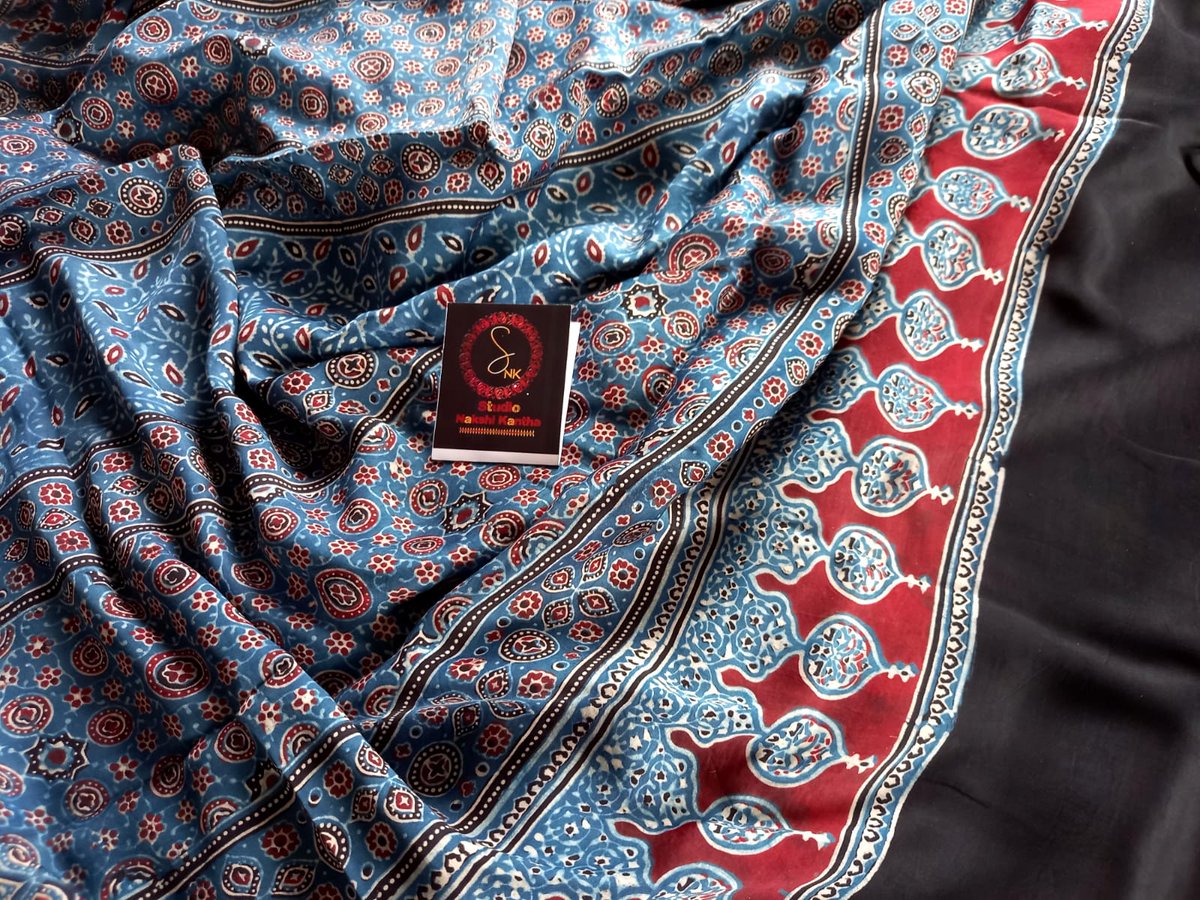 SBS88484229's tweet photo. 🌟🌟Ajrakh on Pure Modal Silk💙💙 

Price - Rs 3600/-🌟🌟

📌 To place order ~ please WhatsApp @ 8617799715

Free shipping across India

#studionakshikantha
#Ajrakh 
https://t.co/LAeEp0kLrT https://t.co/TPQNxwslqD