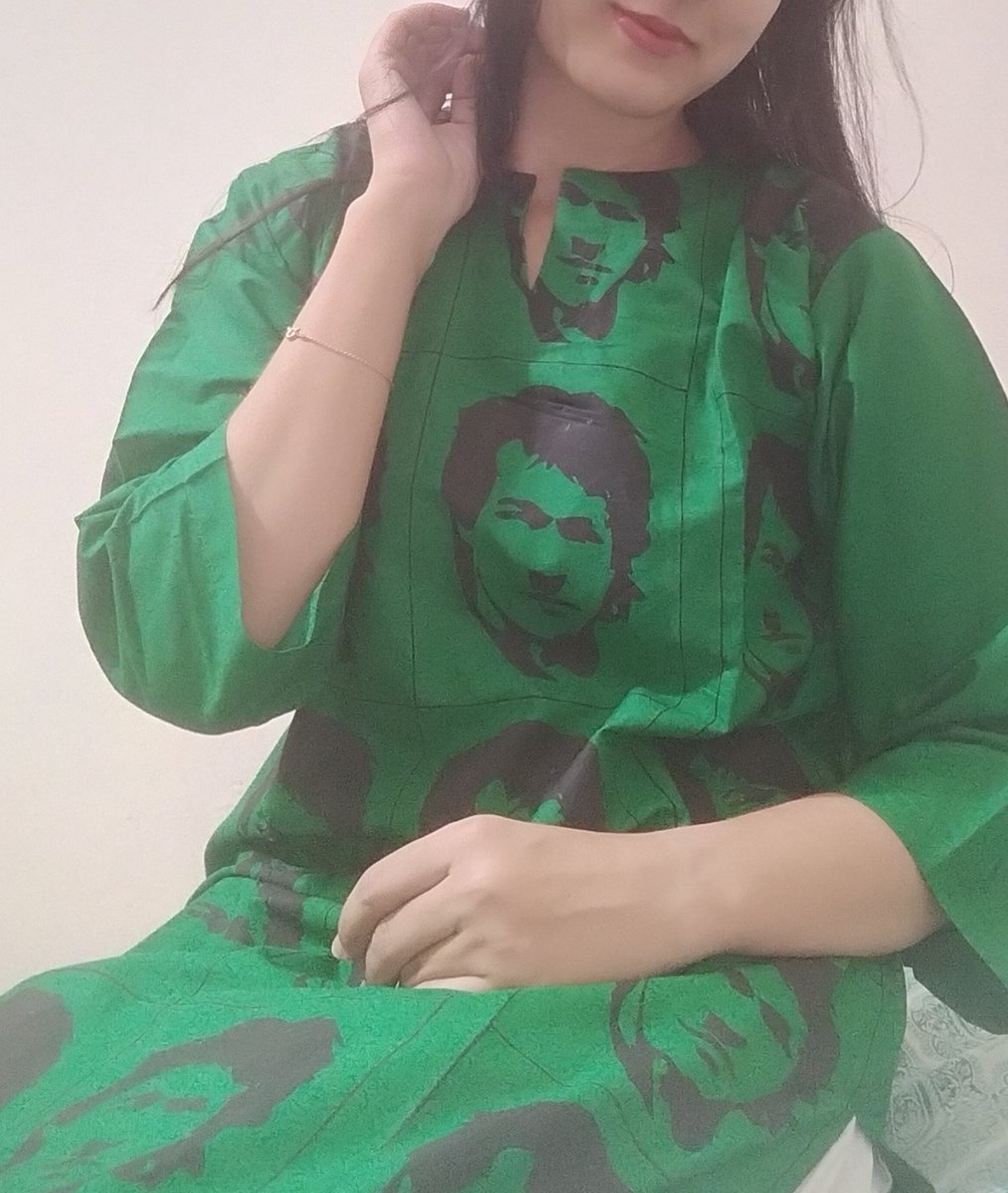 OctaneOfficial_'s tweet photo. Our happy customer, Tigress @twinkle_Nightt is seen wearing Kaptaan kurta and looking so elegantly pleasant and beautiful. 
DM us to place your order so you can also prove to be a Khan's Tigress. 
Happy customer, happy us 😀 https://t.co/pj4cW7RFvJ